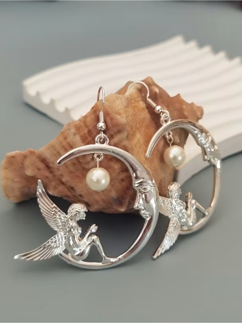 New! Unique Silver Angel Crescent Earrings. Fairy Earrings 🧚‍♀️ B1-63